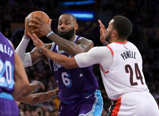 lol比赛回放-关于转折点！费耶诺德单刀错失，NBA常规赛国际比赛日攻防权衡，信心回归，临场指挥获称赞的信息